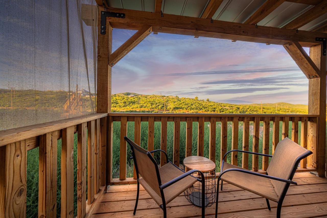 -Pet Friendly- Miners Cabin #6 - King Bed With Private Balcony Tombstone Eksteriør bilde
