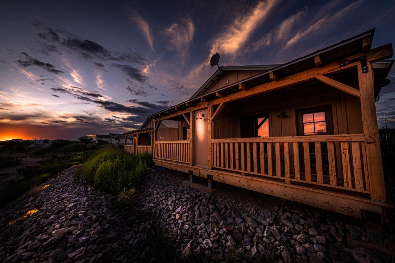 -Pet Friendly- Miners Cabin #6 - King Bed With Private Balcony Tombstone Eksteriør bilde